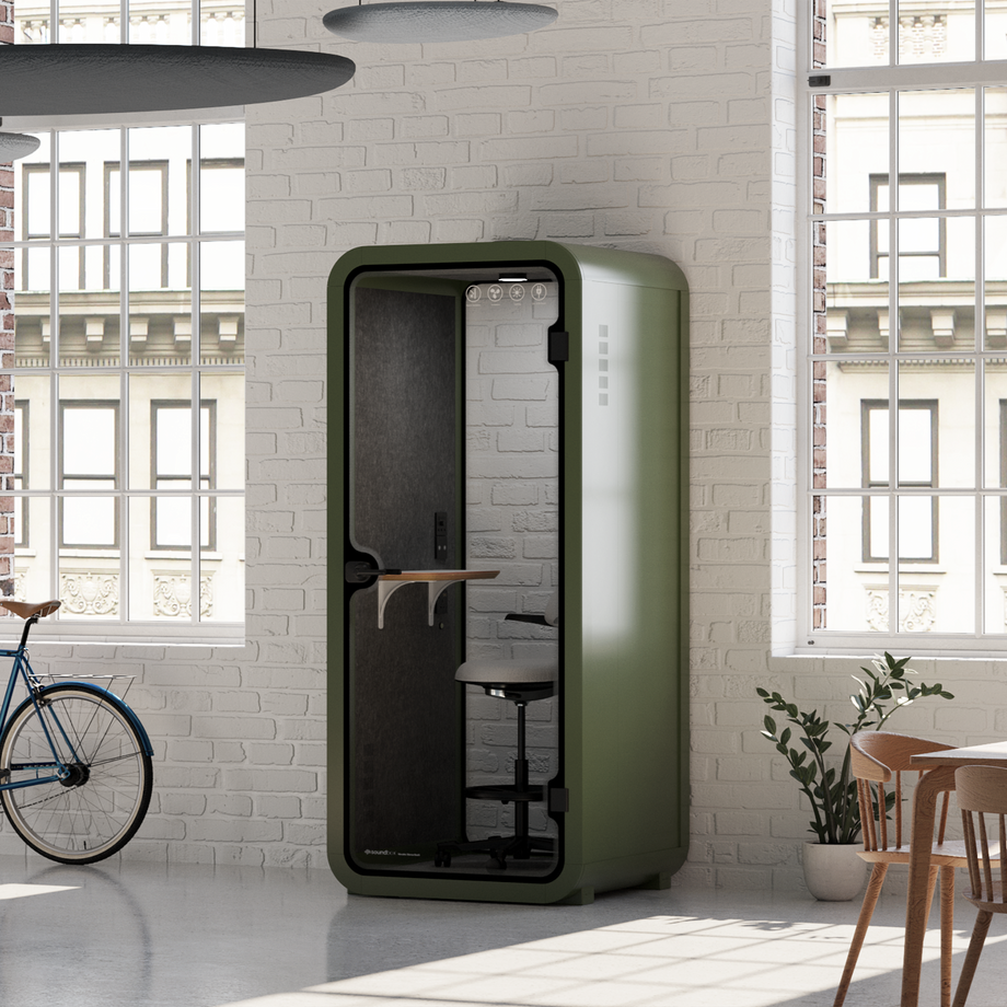 Kontorspod Quell Akustisk Green / Upgraded Device Shelf / Dark Grey